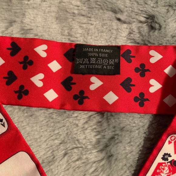 HERMES Twilly Playing Card Pattern - Picture 10 of 12